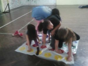 971990_613167645390776_1607713410_n